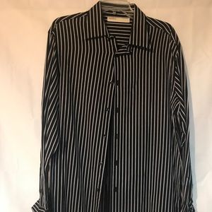 Perry Ellis men’s dress shirt